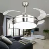 Nowoczesne wentylatory sufitowe LED z jasnymi srebrnymi lampami wentylatorami 42 -calowymi reomote reomote Luminaria na salon sypialnia w lecie