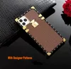 Luxury New Designer Telefonfodral för Apple iPhone14 Pro Max 14Plus 11 12 13Pro 12 13 Mini X XR XSmax 6 6S 7 8 Plus Shell Fashion Brown L Small Flower Cover Brown Square Coque