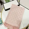 Elegant kashmirhalsduk för kvinnor Klassisk helbokstavsdesignscarf Mjuk Släta varma omslag med tagg Höst Vinter Lång sjal Present som måste ha 6 stilar