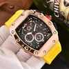 Zakelijk mode multifunctioneel quartz uurwerk klein horloge met drie naalden gegalvaniseerde legering heldere schaal wijnvat horloges 147