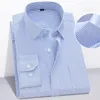 Herrklänning Skjortor Herrskjorta Mode Randig Business Kläder Krage Långärmad Casual Chemise Kvalitet Slim Fit Bröstficka Tuxedo