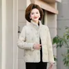 女性のトレンチコート2022長い冬の中年女性ジャケット刺繍温かい厚い綿のコート女性カジュアルウーマンパーカー