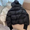 Womans Designer Channel Down Jacket Outono e Inverno Mulheres Puffer Casacos Casaco Bordado C Lapela Com Capuz Zíper Casual Curto Smal4509046