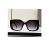 光沢のある黒い灰色のグラジエントサングラス女性グラスメガネの四角い形状デザイナーサングラスUV400アイウェア付き箱