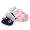 Första vandrare 2022 Chirldren Casual Shoes Stripe Baby Boys Girls Breattable Anti-Slip Sneakers Toddler Soft Soled For 0-12m
