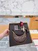 4 قطعة حزمة مقاطع أموال سيدة تحتوي على حقيبة يد حقيبة أحمر الشفاه أكياس صغيرة للأزياء مصمم الأزياء الأكياس الأكياس.