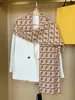 Designer sjaal vrouw nieuwe brief nek imitatie kasjmier dubbelzijdige mode warme Europese en Amerikaanse stijl