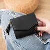 Plånböcker Kvinnor plånböcker Korta Tassel Coin Purse Högkvalitativ handväskor Kvinnliga PU -läderkopplingskort Holder Mini Money Clip Bag för tjej L221101