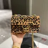 borsa di stampa del leopardo dentellare