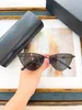 Yaz için Kadın Güneş Gözlüğü 0193 Kedi Göz Tarzı Anti-Ultraviyole Retro Plaka Tam Çerçeve Gözlükler Rastgele Kutu