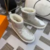 Boots Snow Boot Designer t￪nis feminino cl￡ssico de l￣ da moda forro anti-esquisitos de desgaste as botas de tornozelo quente 35-40 com plataforma ￠ prova d'￡gua