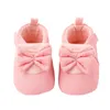 Första vandrare 0-18m babyflickor Bowknot Crib Shoes Solid Color Pink Soft Sole Plat Anti-Slip Hook Loop Cotton Walker