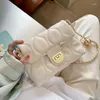 Bolsas de noite Chain Fragrance Chain Small Bag Feminino 2022 Mensageiro de ombro único Lingge Pearl Lingge