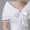 Scialli in pelliccia sintetica bianca Matrimonio Lussuosa cravatta a nastro in pelliccia Capelet per coprispalle da sposa con nappa in pizzo