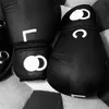 CHANNEL Gants de boxe Noir Édition limitée Party Punch Vintage Style rétro Taille adulte Jouer Sandbags Parry Hommes Femmes Fight Training Sanda Muay Thai