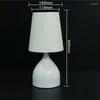 テーブルランプモダンなLEDライトタッチランプ鉄ベース布ランプシェードデスクベッドルームベッドサイドリビングルームの装飾