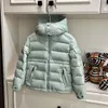 Hiver Down Coat Boys Girls Downs Vestes Baby Button Zipper Lettre parkas 3-12 ans Fashion Kids Designer M manteaux en laine Cagoule à capuche en bois chaud chaud