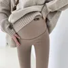 Zwangerschapsbodems fluweel leggings broek voor zwangere vrouwen zachte slanke warme winterkleding vaste verdikking zwangerschaps broek 221101