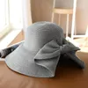 Chapeaux à large bord Dauphin Haut de gamme Femmes Été Casual Chapeau de soleil Big Bow-Noeud Nature Couleur Lavable Pliable Paille Plat Protection UV