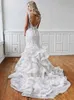 Volantes Falda en capas Encaje Sirena Vestido de novia Robe De Mariee Sin espalda Escote en V profundo Vestidos de novia escalonados Diseño moderno