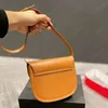 Mini Crossbody 4 Colors Bolsos de hombro de invierno Mujeres Vintage Cross Body Shopping Girls Fashion Hearing Bags Top Handbags Luxury Travel Bags