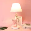 Tischlampen Nordic Rosa Ballett Lampe Moderne LED Harz Dimmbare Schlafzimmer Mädchen Dekoration Kinder Schreibtisch Nachttisch