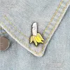 Pins Broscher Banan Brosch Pin Frukt Växt Penis Dick Organ Emalj Badge Meme Evil Wicked Adt Roliga Tecknade Smycken Kvinnor Vän Wh Dhemu