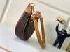 Borsa a tracolla di design Luxury Loop Crossbody in pelle di tela marrone M81098 Qualità 7A