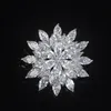 Copper Jewelry Shine Snowflake Crystal Zircon Brooches for Women Luxury Wedding Brooch Pin Dress Banquet Accessories