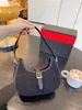 Cross Body Women le fermoir podnarm hobo torba Shearling Fur Projektant ramion torebka magnetyczna klamra klapka 22SS Zakupy Półka