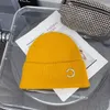 Mode Beanie Designer Bonnet 18 Couleurs Classique Hommes Chapeau Femmes Cap Solide Lettre Coton Bonnets En Tricot Hiver Caps Street Dome Chapeaux Nouveau