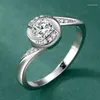 Bagues de mariage en Moissanite de couleur D américaine, rondes en Zircon plaqué platine, bijoux simples et élégants pour femmes