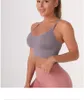 Yoga -outfit vrouwen sport beha cross -riem crop tops gym fitness push up bhas workout gevoerde sport ondergoed brassiere naadloze top run