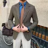 Abiti da uomo Blazer a righe a spina di pesce Cappotto da uomo casual Slim manica lunga Abito da uomo Abito da ballo Blazer Chaquetas Hombre De Vestir