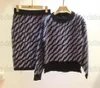 Черные недавно женские вязаные брюки наборы плюс размер дизайнерские юбки набор свитера Пулшив