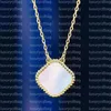 Pendant Necklaces Designer Jewelry Classic 4 Four Leaf Clover Pendant Necklaces Mother of Pearl Stainless Steel Plated Gold 18K for Women Girl Mothers Day Engagemen