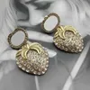 Neue Frauen Ohrstecker Designer Ohrringe Frauen Buchstaben Herz Designer Schmuck Diamanten Ohrring Erdbeere Zubehör Damen Casual D2211024F