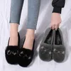 Autres chaussures Véritable lapin fourrure mocassins en peluche femmes appartements grande taille chaussures hiver cristal arc filles mocassin moelleux fourrure coton chaussures pour dame L221020