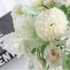 Fiori decorativi Seta artificiale Crisantemo bulboso Sposa con bouquet finto Autunno Matrimonio Compleanno Decorazione natalizia Decorazioni per la casa