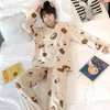 Desenvolvimento de roupas de sono feminina desenho animado de pinos de mangas compridas com mangas compridas