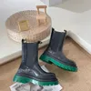 2022 Дизайнерские ботинки Осень Зимняя Зимняя Новая высокая сополам