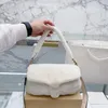Klasik kış peluş omuz çantaları tasarımcılar 7 renk yün flip zarf çanta boş zaman çanta kadınlar koyun derisi çanta tokası mandal çapraz gövde cüzdan