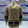 Cardigan de suéteres masculinos 2023 Kintted Men's impresso elegante personalidade da moda Jacquard Sweater Outono Winter Fashion Casual Casual Jacket