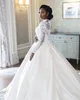 Vintage Ball Gown Wedding Gowns High Neck Dubai Arabia Lace Appliques Crystal Beads Long Sleeves Plus Size Bridal Party Dresses Robe De Marriage Button Back 403