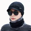 Bérets Hommes Chapeau D'hiver Et Écharpe Ensemble Pour Femmes Écharpes Casquette Avec Bord Tricoté Visière Skullies Bonnets Mâle Balaclava Adulte Chaud 2 Pcs Costume