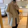 Męskie okopy płaszcze Spring Khaki/Black Trench płaszcz męski Modna moda swobodny długi płaszcz Męs