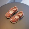 Kızlar prenses ayakkabılar bebek spor ayakkabılar 2022 bahar sonbahar nakış çocuklar deri ayakkabı İngiliz tarzı çocuk öğrenci ayakkabı