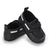 Baby-Mokassins aus PU-Leder für Jungen, Mädchenschuhe mit weicher Sohle, Turnschuhe für Neugeborene, Jungen, 0–18 Monate