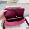 Klasik kış peluş omuz çantaları tasarımcılar 7 renk yün flip zarf çanta boş zaman çanta kadınlar koyun derisi çanta tokası mandal çapraz gövde cüzdan