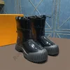 Halbe Schneestiefel aus wasserdichtem Lackleder, thermische Seide, Baumwolle, ultraleichte Schaumstoff-Außensohle, Innensohle aus Wolle, Stiefeletten für Damen, Silber, Schwarz, Weiß, Designer-Schuhe